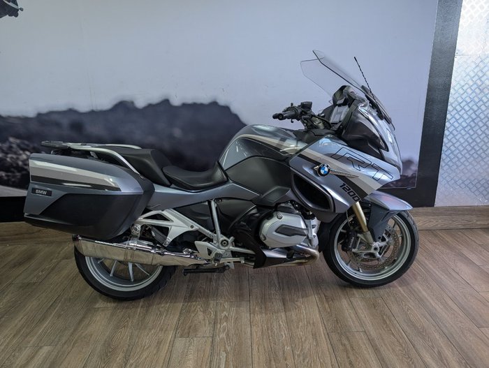 2014 BMW Motorrad R1200 RT SILVER