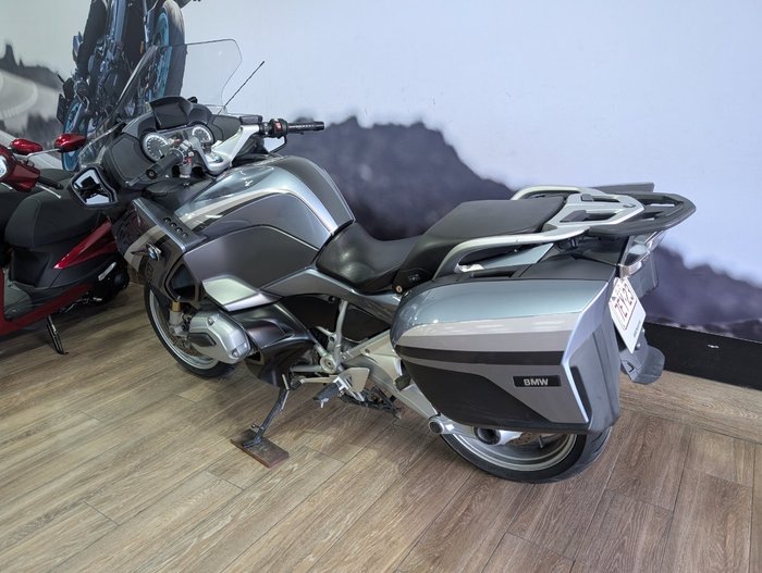 2014 BMW Motorrad R1200 RT SILVER