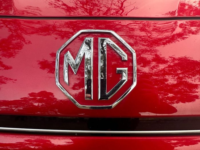 2025 MG HS Vibe AS33 MY25 Diamond Red