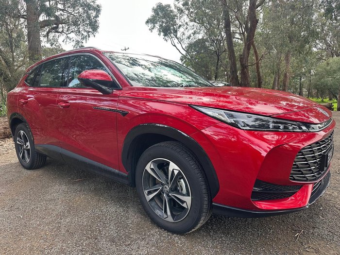 2025 MG HS Vibe AS33 MY25 Diamond Red