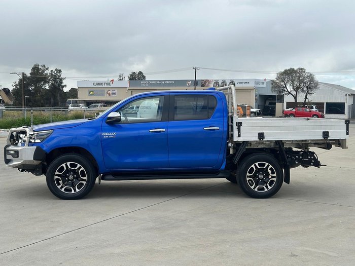 2023 Toyota Hilux SR5