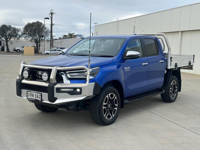 2023 Toyota Hilux SR5