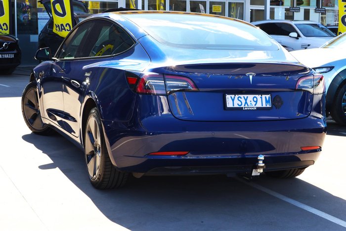 2022 Tesla Model 3 Rear-Wheel Drive