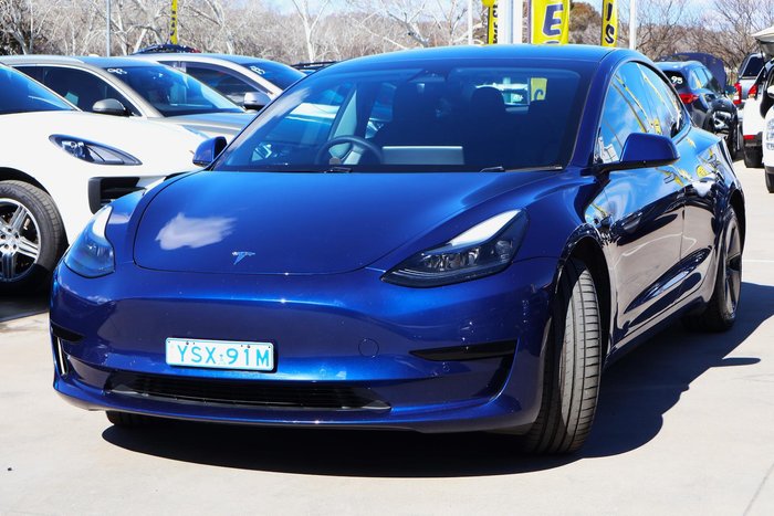 2022 Tesla Model 3 Rear-Wheel Drive