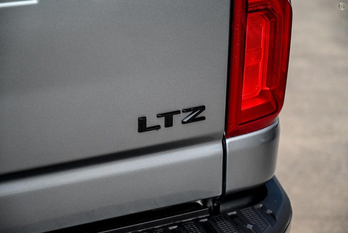 2026 Chevrolet Silverado HD LTZ Premium W/Tech Pack T1 MY26 4X4 Sterling Grey