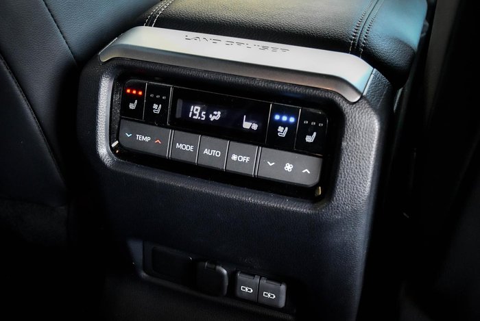 2024 Toyota Landcruiser Prado Kakadu