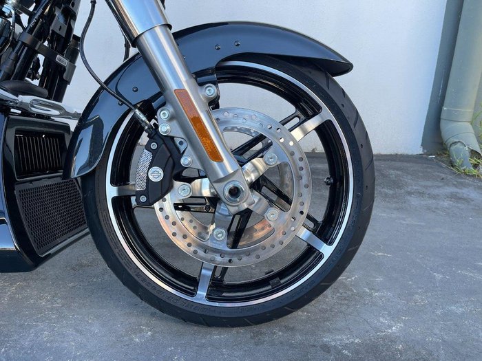 2026 Harley-Davidson Street Glide 117 (FLHX)