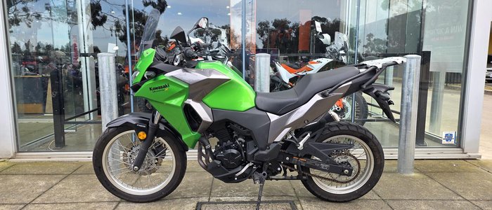 2017 Kawasaki Versys-X 300 (KLE300C) Versys Green