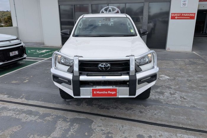 2022 Toyota Hilux SR