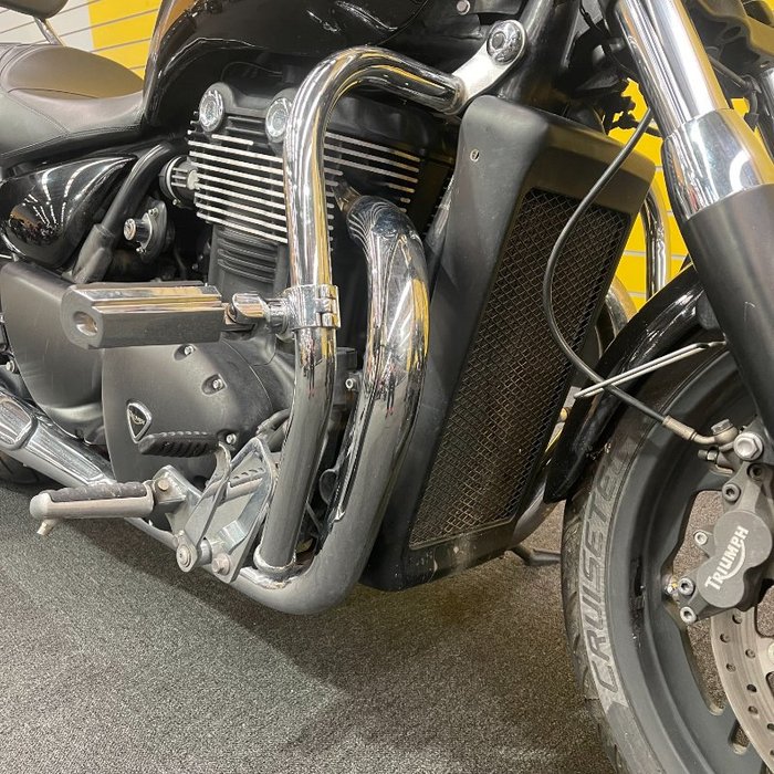 2012 Triumph THUNDERBIRD Black