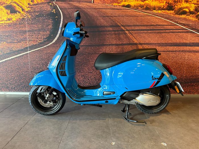 2025 Vespa GTS 300 Super Sport GTS Blue