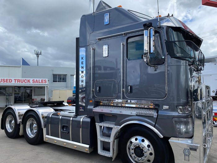 2021 Kenworth K200