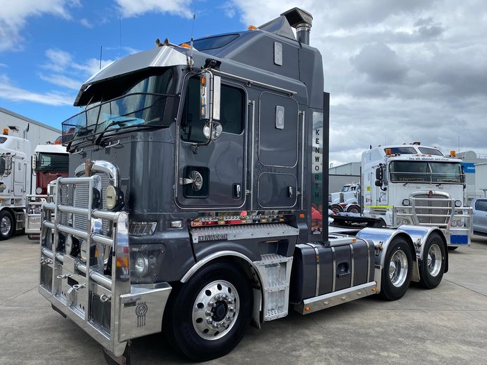 2021 Kenworth K200