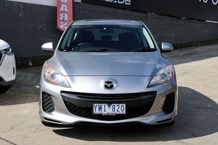 2011 Mazda 3 Neo
