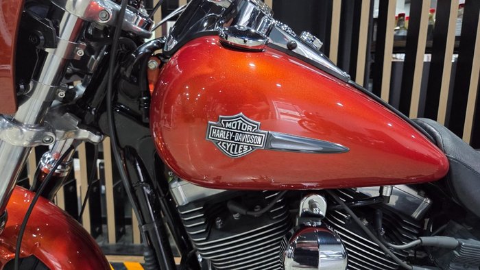 2010 Harley-Davidson FXDF FAT BOB ORANGE