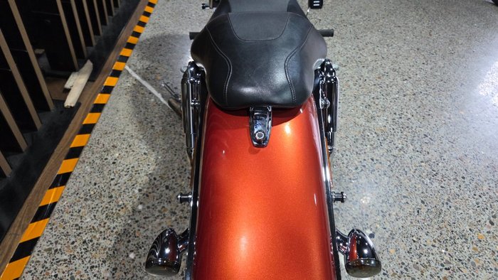 2010 Harley-Davidson FXDF FAT BOB ORANGE