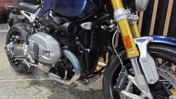 2014 BMW Motorrad R NINE T BLACK STORM METALLIC