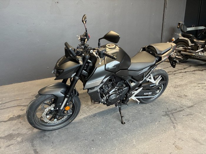 2025 Honda CB750 (HORNET)