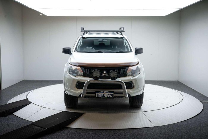 2017 Mitsubishi Triton