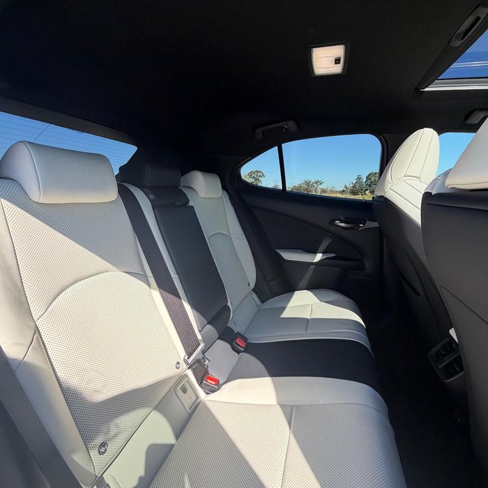 2021 Lexus UX 250h F Sport