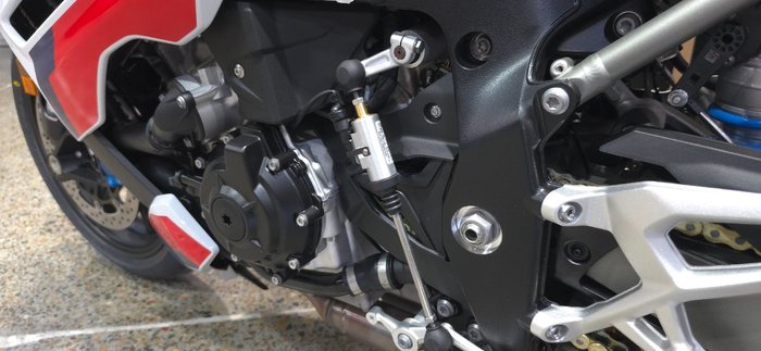 2026 BMW Motorrad M 1000 R WHITE