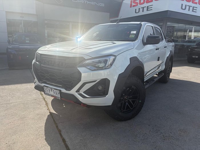 2026 Isuzu D-MAX BLADE