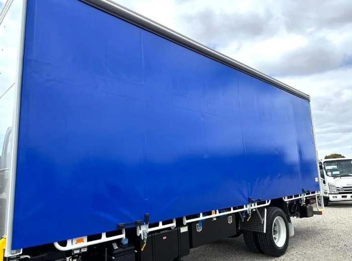2025 Isuzu F Series