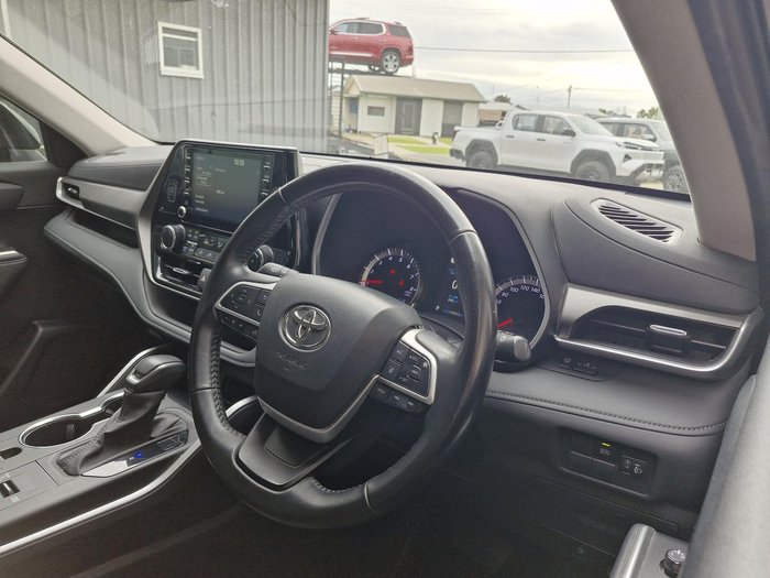 2022 Toyota Kluger GX