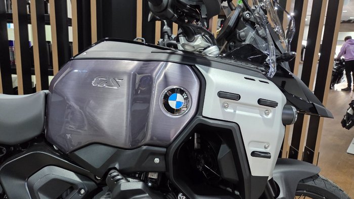 2026 BMW Motorrad R 1300 GS ADVENTURE Black