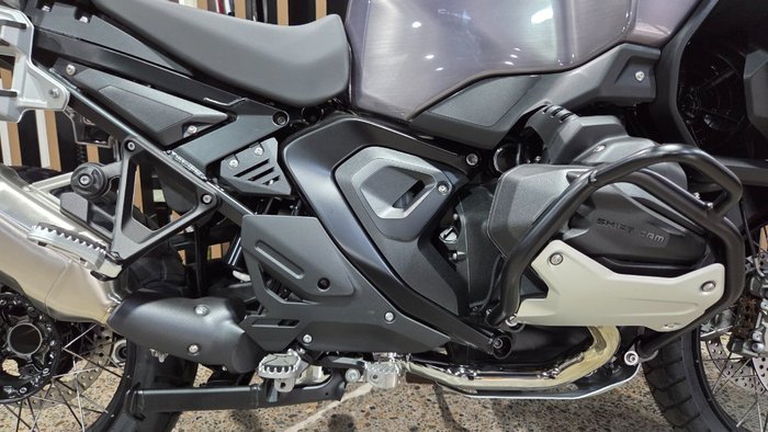 2026 BMW Motorrad R 1300 GS ADVENTURE Black