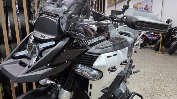 2026 BMW Motorrad R 1300 GS ADVENTURE Black