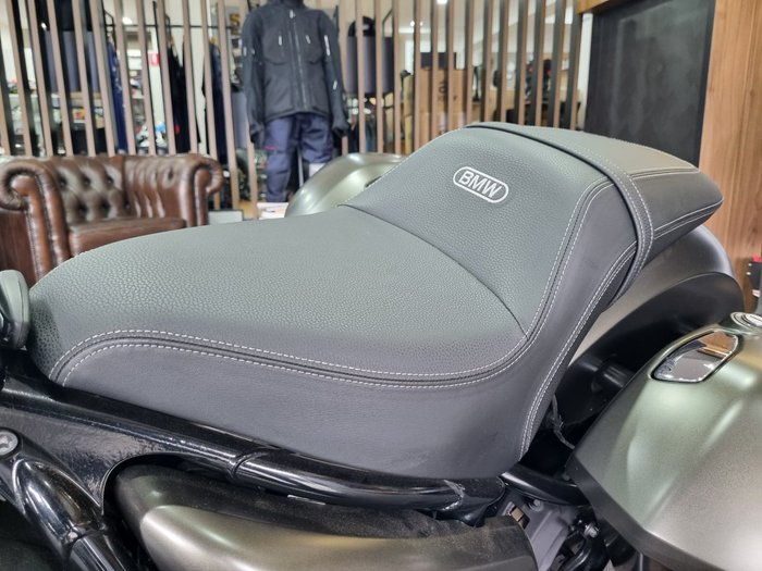 2024 BMW Motorrad R 18 ROCTANE MANHATTEN METALLIC MATTE