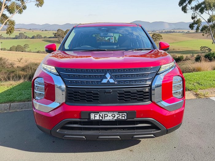 2022 Mitsubishi Outlander ES