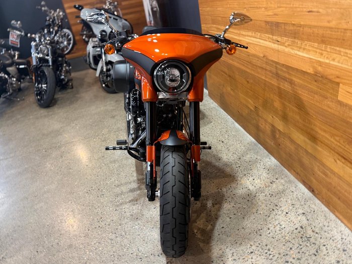 2019 Harley-Davidson Sport Glide 107 (FLSB)
