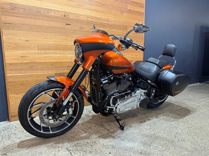 2019 Harley-Davidson Sport Glide 107 (FLSB)