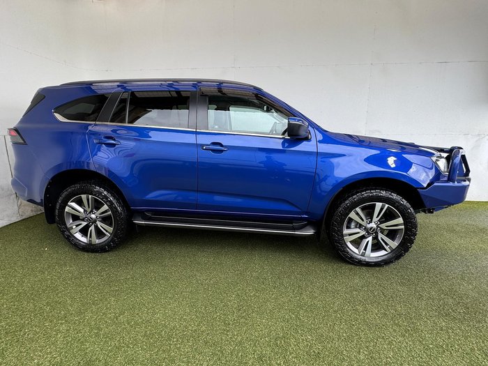 2022 Isuzu MU-X LS-T
