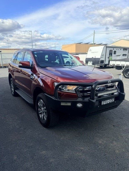 2017 Ford Everest