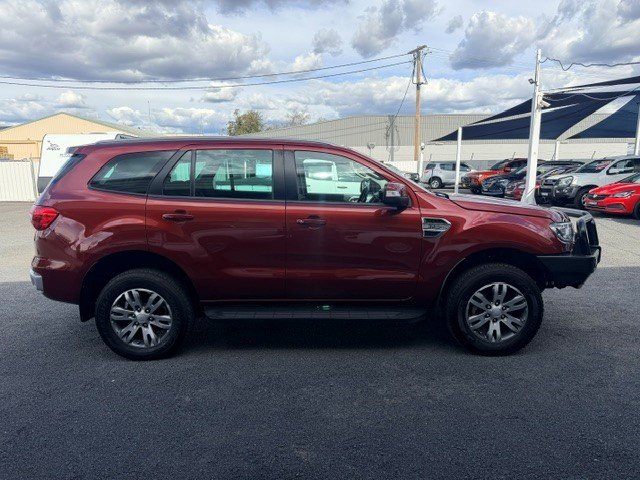 2017 Ford Everest Trend