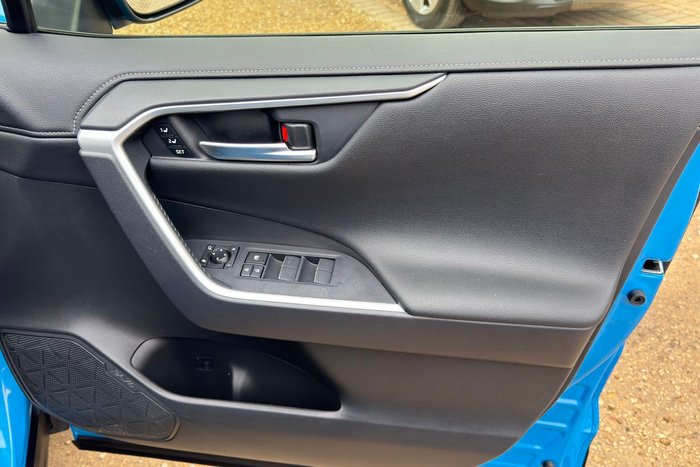 2020 Toyota RAV4 Cruiser