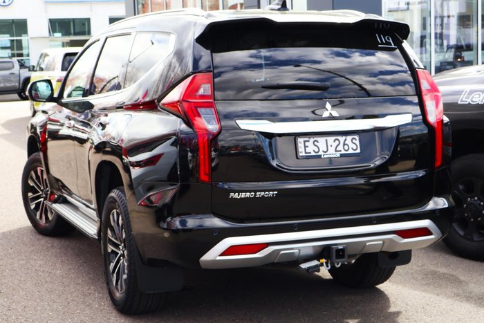 2022 Mitsubishi Pajero Sport Exceed