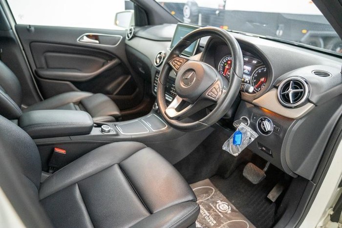 2016 Mercedes-Benz B-Class B180