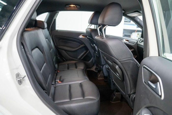 2016 Mercedes-Benz B-Class B180