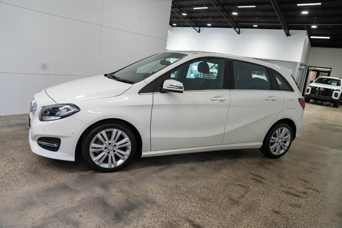 2016 Mercedes-Benz B-Class B180