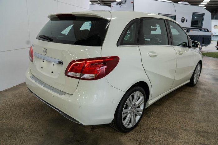 2016 Mercedes-Benz B-Class B180