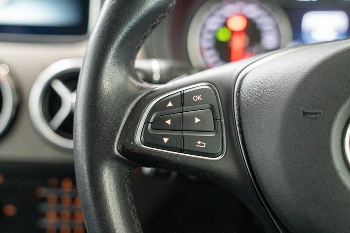 2016 Mercedes-Benz B-Class B180