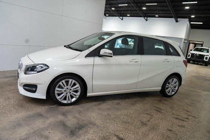 2016 Mercedes-Benz B-Class B180