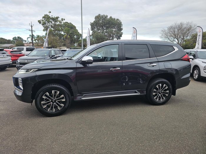 2020 Mitsubishi Pajero Sport GLS