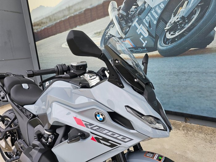 2026 BMW Motorrad R 1300 RS OPTION 719 Brooklyn Grey Metall