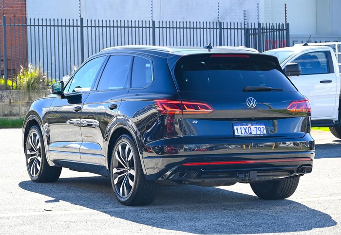 2020 Volkswagen Touareg V8 TDI R-Line
