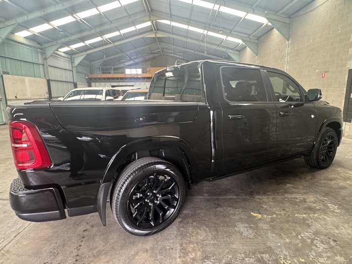 2025 RAM 1500 Limited Hurricane HO RamBox DT MY26 4X4 Dual Range Diamond Black